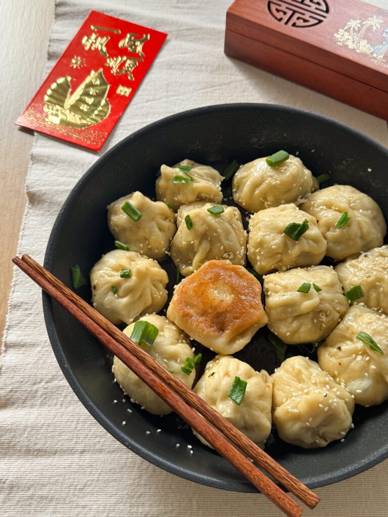 Sheng jian bao - chińskie smażone bułeczki