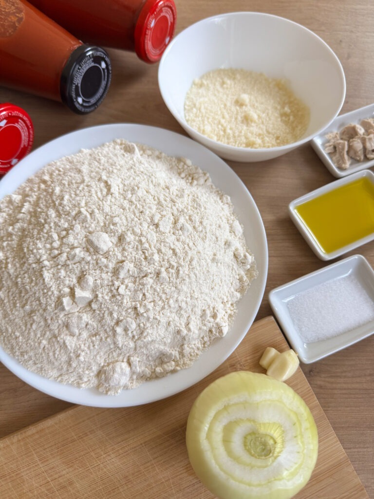 skladniki Scaccia Ragusana - włoska rolada chlebowa