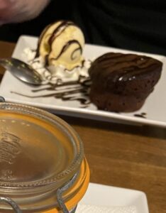 suflet czekoladowy z lodami